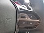 Peugeot 2008 1.2T 130pk Automaat Allure Pack | Trekhaak | Achteruitrijcamera | Stoelverwarming | Climate & Cruise Control | AppleCarplay/Android Auto |