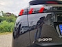 Peugeot 2008 1.2T 130pk Automaat Allure Pack | Trekhaak | Achteruitrijcamera | Stoelverwarming | Climate & Cruise Control | AppleCarplay/Android Auto |