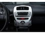 Toyota Aygo 1.0-12V Xcite White | Leder/stof Bekleding | Airco | LM Velgen |