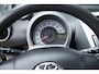 Toyota Aygo 1.0-12V Xcite White | Leder/stof Bekleding | Airco | LM Velgen |
