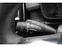 Volvo EX40 Single Motor Extended Range Plus 82 kWh Adaptieve cruise control / Semi elektrisch wegklapbare trekhaak / Google infotainment / 19" lichtmetalen velgen