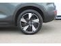 Volvo EX40 Single Motor Extended Range Plus 82 kWh Adaptieve cruise control / Semi elektrisch wegklapbare trekhaak / Google infotainment / 19" lichtmetalen velgen