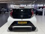 Toyota Aygo 1.0 VVT-i x-play Dealer onderhouden , All season banden, Airco
