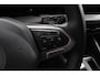 Volkswagen Golf 1.5 eTSI 150pk Automaat Style Sfeer verlichting Navigatie Climate control Camera Adaptive Cruise control Led Parkeer sensoren Lichtmetalen Velgen