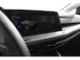 Volkswagen Golf 1.5 eTSI 150pk Automaat Style Sfeer verlichting Navigatie Climate control Camera Adaptive Cruise control Led Parkeer sensoren Lichtmetalen Velgen
