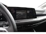 Volkswagen Golf 1.5 eTSI 150pk Automaat Style Sfeer verlichting Navigatie Climate control Camera Adaptive Cruise control Led Parkeer sensoren Lichtmetalen Velgen