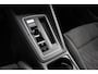 Volkswagen Golf 1.5 eTSI 150pk Automaat Style Sfeer verlichting Navigatie Climate control Camera Adaptive Cruise control Led Parkeer sensoren Lichtmetalen Velgen