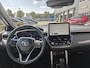 Toyota Corolla Cross 2.0 High Power Hybrid First Edition BLIND-SPOT EL-ACHTERKLEP LM-VELGEN KEYLESS PARK-SENSOREN STOELVERW DRAADLOOS-LADEN AD-CRUISE BLUETOOTH
