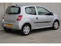 Renault Twingo 1.2-16V Authentique / AIRCO / NIEUWE DISTRIBUTIERIEM