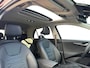 Kia Niro Hybrid 1.6 GDi DynamicPlusLine | Zeer compleet | Open dak | Lederen bekleding | Cruise Control Adaptief | Elektrische achterklep | fabrieksgarantie t/m 12-2029 |