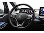Volkswagen ID.3 First Max 58 kWh 204 PK, SOH 92 %, Matrix-LED, Panoramadak, adap. Cruise Control, Winterpakket, Head-UpMassage