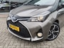Toyota Yaris 1.5 Hybrid Bi-Tone | Cruise Control | Lichtmetaal | Achteruitrij