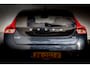 Volvo V40 2.0 T2 Nordic+ | Adap. Cruise | Trekhaak | PDC | Volvo On Call | Org. NL | 1e Eigenaar