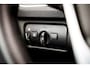 Volvo V40 2.0 T2 Nordic+ | Adap. Cruise | Trekhaak | PDC | Volvo On Call | Org. NL | 1e Eigenaar