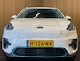 Kia Niro EV E-Niro ExecutiveLine 64 kWh|100%SOH|LEDER|MEMORY|JBL|ACC|CARPLAY|CAMERA|STUURVERW|STOELVERW+VENT V+A|IN.BTW|1 EIG|NL-AUTO|NAP|