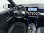 Mercedes-Benz GLB 200 AMG Line Premium 7-persoons | Trekhaak Wegklapbaar | Panorama - Schuifdak | Sfeerverlichting | Keyless Entry | Klasse 3 Alarm |
