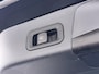 Mercedes-Benz GLB 200 AMG Line Premium 7-persoons | Trekhaak Wegklapbaar | Panorama - Schuifdak | Sfeerverlichting | Keyless Entry | Klasse 3 Alarm |