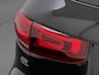 Mercedes-Benz GLB 200 AMG Line Premium 7-persoons | Trekhaak Wegklapbaar | Panorama - Schuifdak | Sfeerverlichting | Keyless Entry | Klasse 3 Alarm |