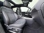 Mercedes-Benz GLB 200 AMG Line Premium 7-persoons | Trekhaak Wegklapbaar | Panorama - Schuifdak | Sfeerverlichting | Keyless Entry | Klasse 3 Alarm |