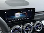 Mercedes-Benz GLB 200 AMG Line Premium 7-persoons | Trekhaak Wegklapbaar | Panorama - Schuifdak | Sfeerverlichting | Keyless Entry | Klasse 3 Alarm |