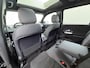 Mercedes-Benz GLB 200 AMG Line Premium 7-persoons | Trekhaak Wegklapbaar | Panorama - Schuifdak | Sfeerverlichting | Keyless Entry | Klasse 3 Alarm |