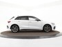 Audi A3 Sportback 45 TFSIe 245pk S-tronic S edition Competition · Apple/Android Car Play · Adaptive Cruise Control · Elek. inklap b.spiegels · Navigatie · 18'' ·