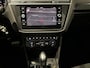 Volkswagen Tiguan 1.5 TSI ACT Highline Business R | Panoramadak | Massage | Adaptieve cruise control | Stoelverwarming |