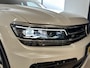 Volkswagen Tiguan 1.5 TSI ACT Highline Business R | Panoramadak | Massage | Adaptieve cruise control | Stoelverwarming |