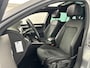 Volkswagen Passat Variant 1.5 TSI R-Line Business + DSG Automaat | Panoramadak | Trekhaak | Elektrische Stoelen