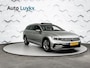 Volkswagen Passat Variant 1.5 TSI R-Line Business + DSG Automaat | Panoramadak | Trekhaak | Elektrische Stoelen