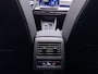 Volkswagen Golf 1.5 eHybrid Life Edition | Panodak | Zwenkbare trekhaak | Camera | ACC |