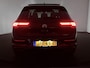 Volkswagen Golf 1.5 eHybrid Life Edition | Panodak | Zwenkbare trekhaak | Camera | ACC |