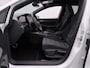 Volkswagen Golf 1.4 eHybrid GTE | ACC | Camera | Trekhaak | Navi | Sfeerverlichting |