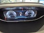 Peugeot 3008 SUV Allure 130pk Automaat | Navigatie | Achteruitrijcamera | Handsfree achterklep | Climate Control | Keyless | Parkeersensoren v+a | Cruise Control | Full Led koplampen | Apple Carplay / Android Auto | Bluetooth | DAB+ radio | Donker getint glas | 19" lichtmetalen velgen |