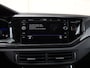 Volkswagen Polo 1.0 TSI Life Business 95pk | Navigatie | Adaptieve Cruise Control | Climate control | LED | App-Connect | DAB+ | Stoelverwarming |