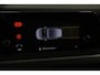 Volkswagen Golf 1.0 eTSI 110pk Automaat Life Climate control LED Lane Assist App Connect Cruise Control Climatronic Lichtmetalen Velgen Velgen Winterpakket