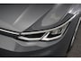 Volkswagen Golf 1.0 eTSI 110pk Automaat Life Climate control LED Lane Assist App Connect Cruise Control Climatronic Lichtmetalen Velgen Velgen Winterpakket