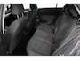 Volkswagen Golf 1.0 eTSI 110pk Automaat Life Climate control LED Lane Assist App Connect Cruise Control Climatronic Lichtmetalen Velgen Velgen Winterpakket