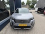 Peugeot 2008 1.2 Hybrid 145 Allure | Trekhaak 1100 KG | Navigatie | All Season Banden | 360 Graden Camera | Stoelverwarming | Parkeersensoren V+A | Cruise Control | Hoge Zitpositie | Hybride Elektrisch rijden | Climate Control | LED Verlichting | 17" Lichtmetalen Velgen |