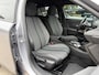 Peugeot 2008 1.2 Hybrid 145 Allure | Trekhaak 1100 KG | Navigatie | All Season Banden | 360 Graden Camera | Stoelverwarming | Parkeersensoren V+A | Cruise Control | Hoge Zitpositie | Hybride Elektrisch rijden | Climate Control | LED Verlichting | 17" Lichtmetalen Velgen |