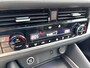 Nissan Qashqai 1.3 MHEV Xtronic N-Connecta Apple Carplay/Android Auto , airco (automatisch) , cruise control adaptief met Stop&Go en stuurhulp , elektrisch bedienbare achterklep met sensorsturing , navigatiesysteem , panoramadak , voorstoelen verwarmd en stuur , rondomzicht camera