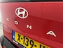 Hyundai Kona Electric Premium Sky 65.4 kWh | SoH 98% | Schuifdak | Leer | Trekhaak | Memory | 360 Camera | Stoelventilatie | V2L |