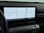 Hyundai Kona Electric Premium Sky 65.4 kWh | SoH 98% | Schuifdak | Leer | Trekhaak | Memory | 360 Camera | Stoelventilatie | V2L |