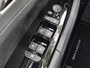 Kia Sportage 1.6 T-GDi Plug-in Hybrid AWD DynamicLine / Fabrieksgarantie tot 10-2029 / Dealer onderhouden / Trekgewicht 1350 kg / EAER bereik 70 km bereik stad 78 km / Stuur- Stoel & Achterbank verwarming / Adaptief cruise control / Achteruitrijcamera / Apple Carplay Android Auto /