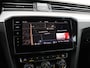 Volkswagen Passat Variant 1.4 TSI PHEV GTE Highline 218pk DSG | Dealer onderhouden | Navigatie | Cruise Control | Climate control | Trekhaak | Stoelverwarming | LED | 360 Camera |
