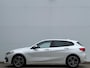 BMW 1-Serie 118i Business Edition | Sportstoelen | Stuurwiel verwarmd |