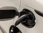 Land Rover Range Rover Evoque 1.5 P300e AWD R-Dynamic 300Pk Automaat (PANORAMADAK, VIRTUAL COCKPIT, APPLE CARPLAY, GROOT NAVI, 360 CAMERA, MEMORY SEATS, LEDER, GETINT GLAS, NIEUWSTAAT)