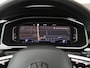 Volkswagen T-Roc 1.5 TSI R-Line 150pk DSG | Trekhaak | Achteruitrijcamera | 18" inch velgen | Climatronic | Dodehoek sensor |