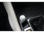 Volkswagen Tiguan Elegance eHybrid | ACC | Achteruitrijcamera | Elektrische achterklep | Stoelverwarming | Elektrisch wegklapbare trekhaak | Dode hoek detectie