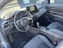 Toyota C-HR / C-HR+ 1.8 Hybrid TeamNL NL auto, Navigatie, Camera, PDC, LMV, eerste eigenaar, nieuw staat!